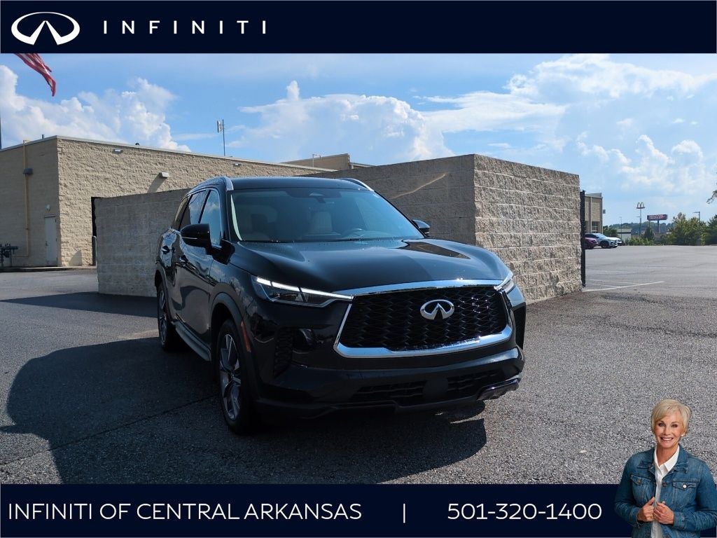 2023 INFINITI QX60 LUXE FWD in Mineral Black — front three-quarter view