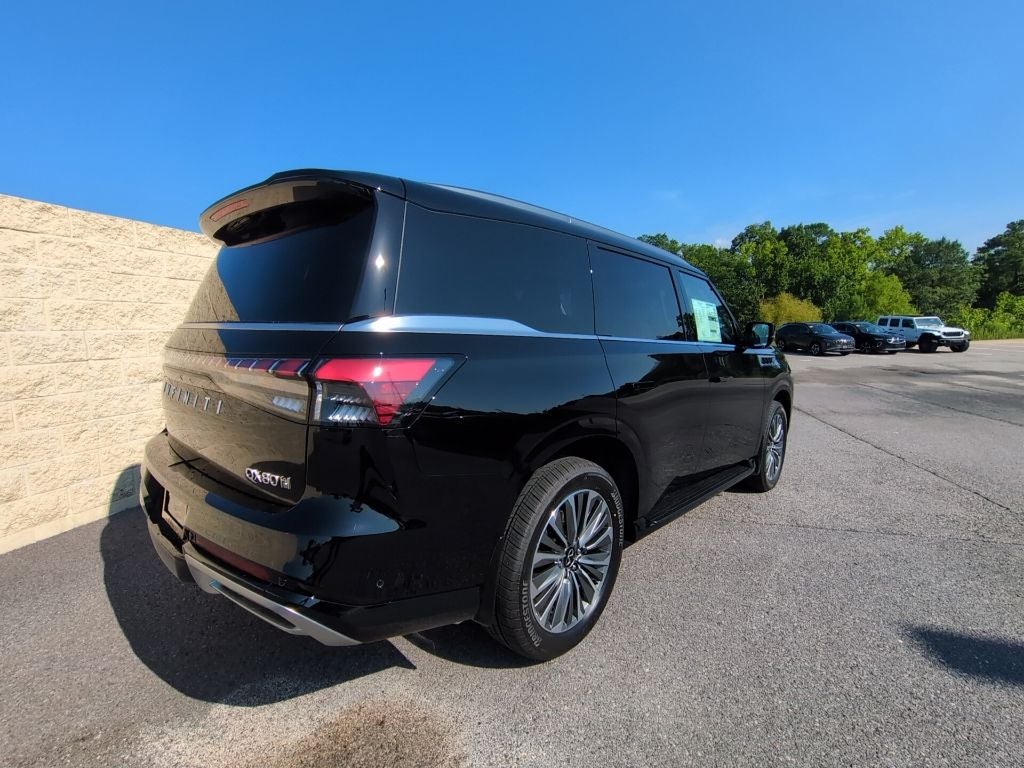 2027 INFINITI QX80 — detail view